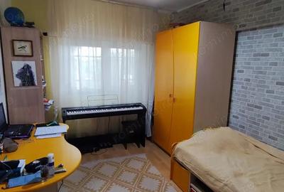Vand apartament 3 camere decomandate mobilat partial utilat, zona Tomis3 - Galeriile Soveja. - 4