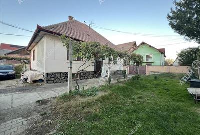 Casă individuală cu 6 camere în Turnișor
