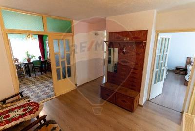 Apartament cu 3 camere de vanzare zona Eminescu, Deva - 3