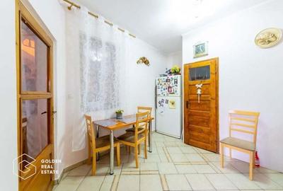 Casă cu 6 camere cu Teren 500 Mp în Central - 13