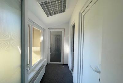 Spațiu de birouri / clinică de vanzare - 14