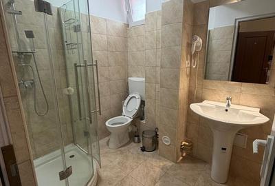 Casă cu 8 camere cu Canalizare în Faleza Nord - 12
