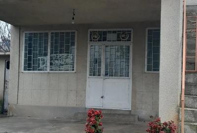 Casă în Rădoiești