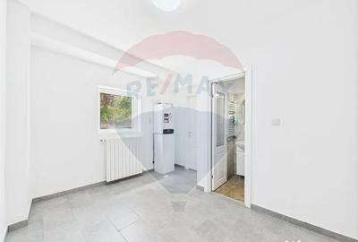 Casă cu 7 camere cu Teren 81 Mp în Rahova - 6