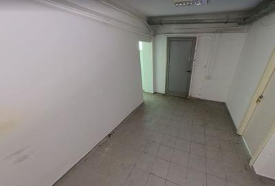 Spațiu comercial, de 312 mp, în Dristor - 22