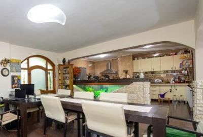 Casa, pensiune langa plaja. Mamaia nord str. D14 Nr. 7A. Navodari - 11