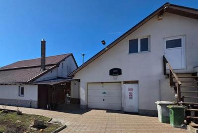 Casă cu 5 camere cu Canalizare în Colonia Bod - 12