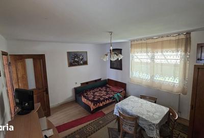 Casă cu 5 camere cu Teren 920 Mp în Central - 9