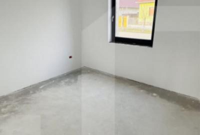 Casă cu 3 camere cu Teren 275 Mp în Vladimirescu - 12