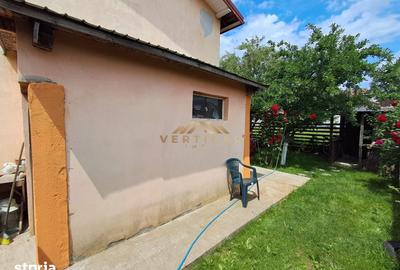 Casă cu 5 camere cu Teren 360 Mp în Berceni - 2