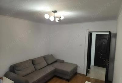 Apartament cu 3 camere semidecomandat în Micro 9 - 8