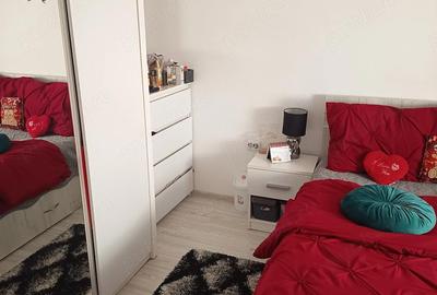 Apartament cu 4 camere semidecomandat în Obor - 2