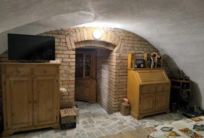 Vand casa in Oradea ultracentral strada Cuza Voda - 1