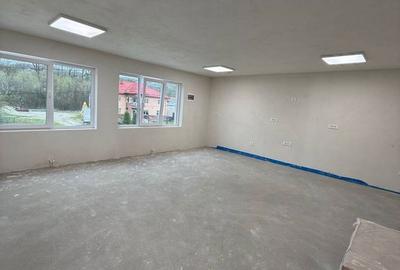 Apartament cu 3 camere decomandat în Mogoșești - 1
