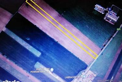 Teren de 12000 mp, în Central