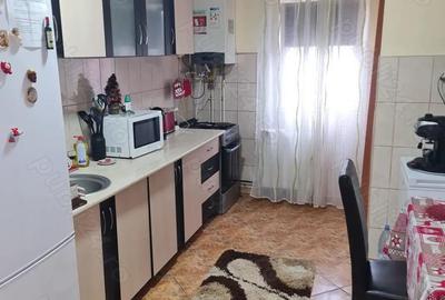 Apartament de vanzare - 6