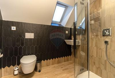 Hotel/Pensiune, de 166 mp, în Schei - 16