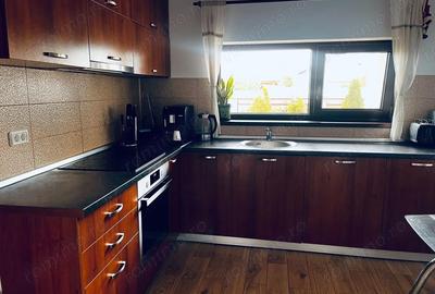 Casă cu 5 camere cu Teren 612 Mp în Moșnița Nouă