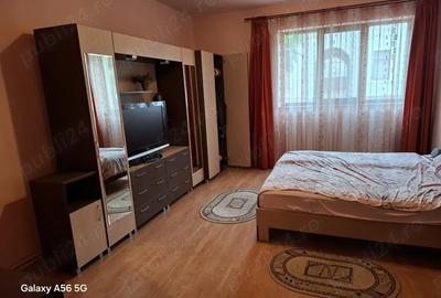 Casă cu 6 camere în Central - 2