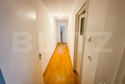 Apartament cu 4 camere semidecomandat în 22 Decembrie - 10