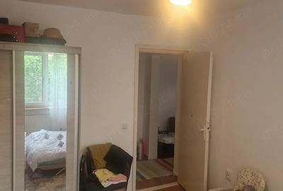 Apartament cu 3 camere semidecomandat în Central - 10