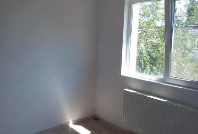 Apartament cu 3 camere decomandat în Micro 40 - 5