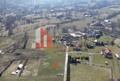 Teren de 1500 mp, în Bran - 5