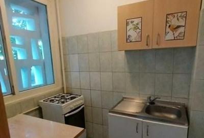 Garsoniera la 12 min de Metrou Aparatorii Patriei 31mp - 4