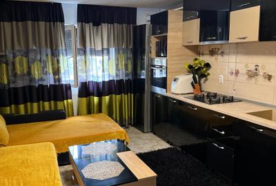 Apartament cu 2 camere decomandat în Central - 1