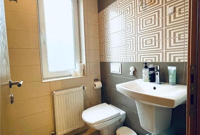Casă cu 4 camere cu Teren 50 Mp în Central - 14