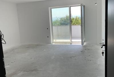 Apartament 2 camere finisat, zona verde - 7