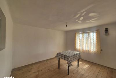 Casă cu 4 camere în Iezureni - 6