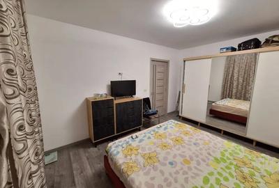 Inchiriez Ap 2 camere - 3