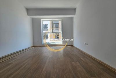 Apartament cu 3 camere decomandat în Theodor Pallady