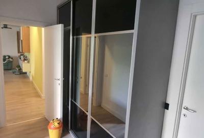 Apartament cu 3 camere decomandat în Fizicienilor - 4