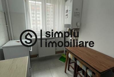 Apartament cu 3 camere decomandat în 1 Mai