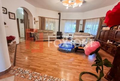 Casă individuală cu 8 camere în Girocului