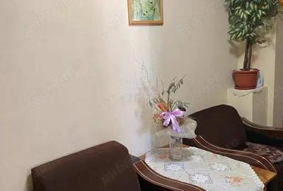 Apartament 3 camere de vanzare , Cartierul Soarelui et. 4 , 62.900 euro neg. - 14