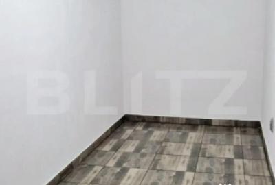 Casă cu 4 camere cu Teren 144 Mp în Central - 1