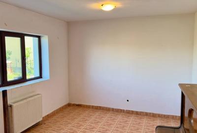 Casa individuala Snagov, doua garaje, necesita renovare ! - 44