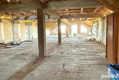 Casă cu 6 camere în Bungetu - 1