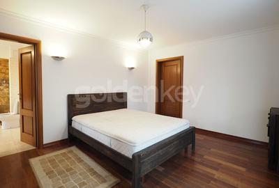 Vilă superba cu 8 camere, mobilata modern, piscina - 11