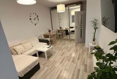 Apartament cu 2 camere semidecomandat în Central
