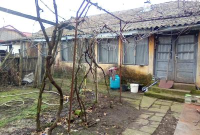 Casă cu 4 camere în Rotunda - 1