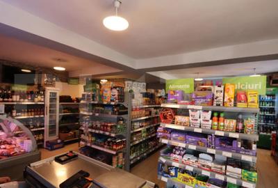 Spațiu comercial, de 163 mp, în Central - 7