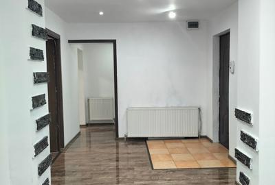 Vând apartament 55 mp-parter, cu balcon Vând apartament 55 mp-parter, cu balcon - 6