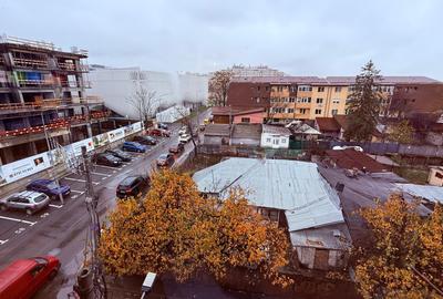 Apartament 3 camere cu parcare inclusa/Metrou Aparatorii Patriei 2 minute - 7