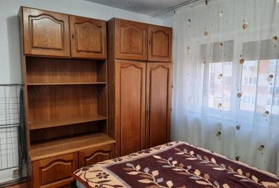 Apartament cu 2 camere decomandat în 1 Mai - 2