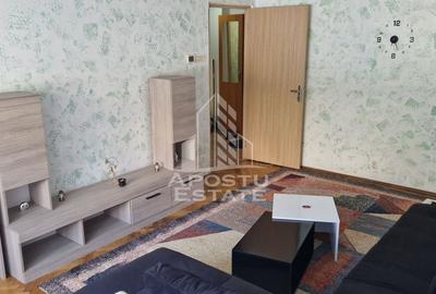 Apartament cu 3 camere decomandat, mobilat în Lipovei