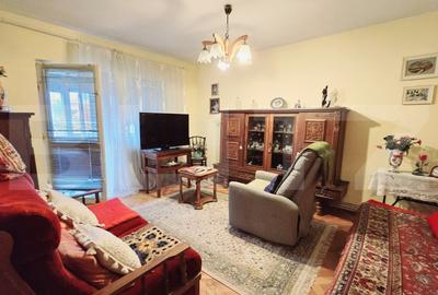 Apartament cu 4 camere,decomandat,77 mp, zona centrala, Blaj - 1